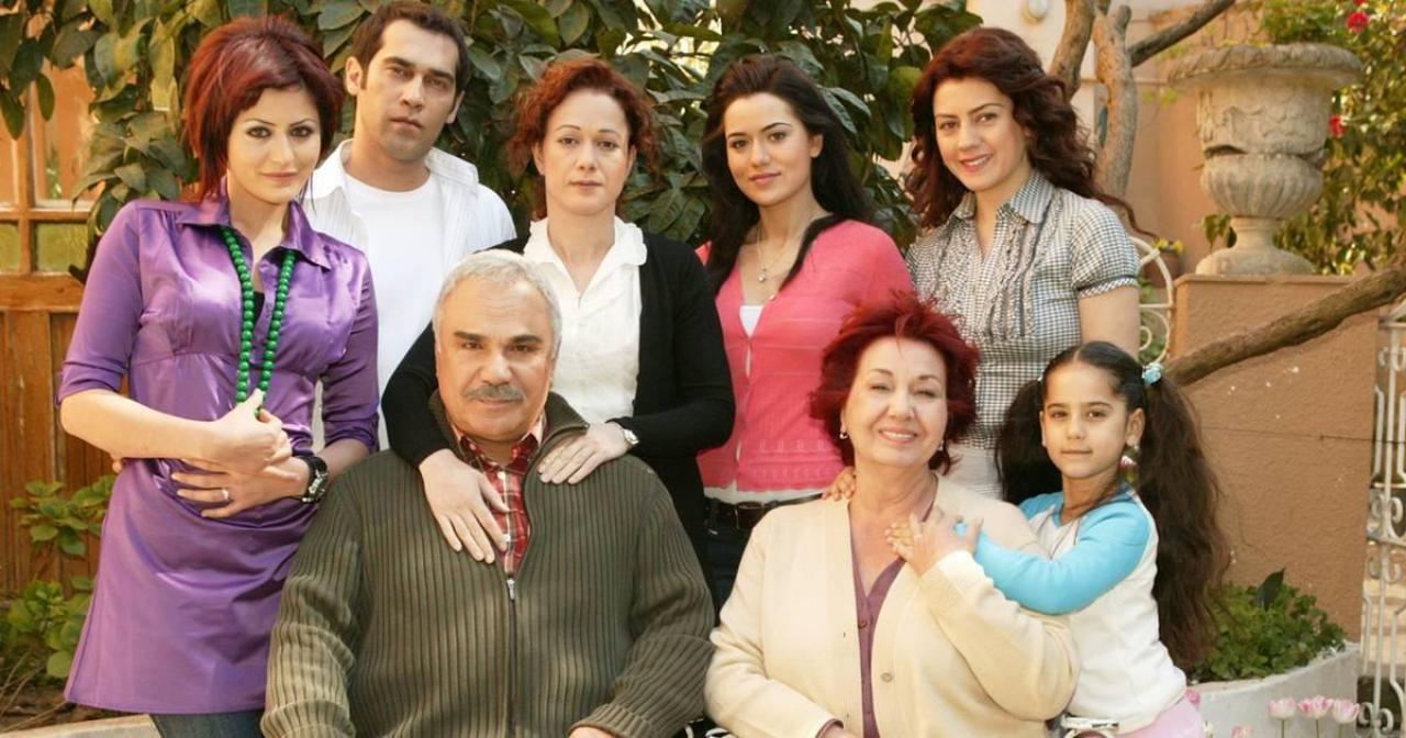 مسلسل الاوراق المتساقطة الموسم الاول الحلقة 30 مدبلجة